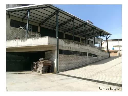 Se Vende Galpon 6667m² Carrizal