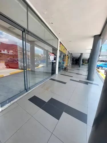Venta De Local Comercial En El C.c Paseo Jardín Mañongo G.g