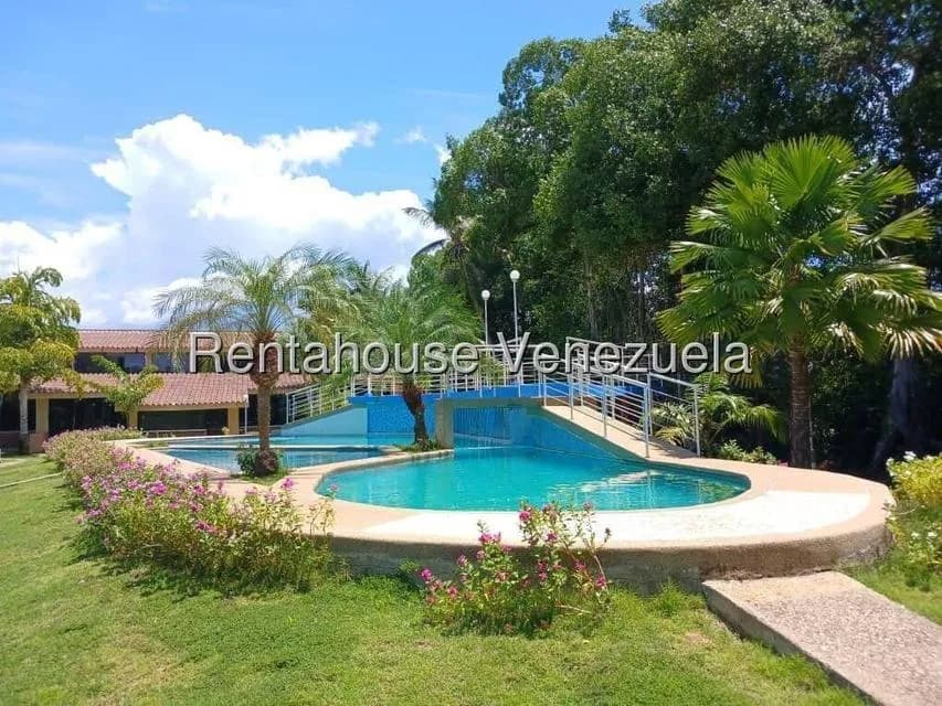 Apartamento (1 Nivel) en Venta en Los Canales de Rio Chico, Miranda