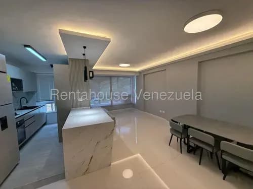 Apartamento En Alquiler En Lomas Del Sol - Asesora Yesenia Romero - Mls 26-19100