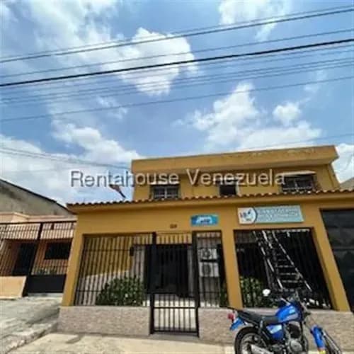Inmuebles Milagros Nazareth Oficina En Alquiler En Barquisimeto Lara Av Libertador Zona Este Bararida. Codigo Del Inmueble 26-18854 Economica Comercial Economico