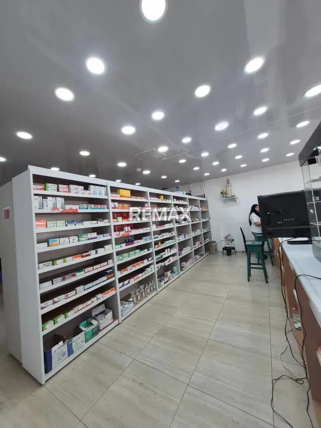 En Venta Fondo De Comercio, Farmacia - Punta De Piedras, Isla De Margarita.