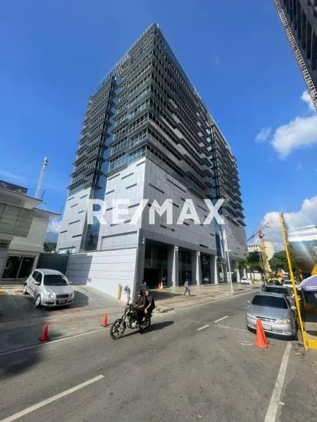 OFICINA EN VENTA EN LAS MERCEDES TORRE CFM