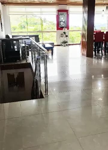 En Venta Bella Casa En El Hatillo. 300m2. A 10 Minutos Del C.c. Terrazas La Lagunita. 4hab. Planta Eléctrica Y Tanque. Cero Problemas De Agua Y Luz.
