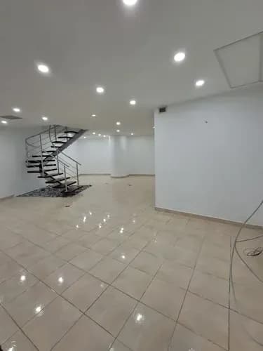 Local Comercial En Alquiler En Cc Shopping Center