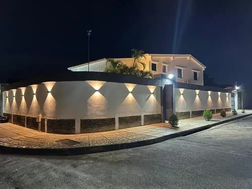 Casa Trigal Norte Remodelada Calle Cerrada Con Vigilancia Con Piscina