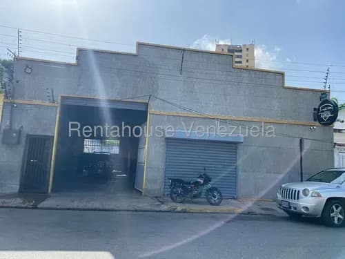 Asg Excelente Galpón En La Coromoto A Pocos Mts De La Av Bolivar Maracay 26-1102