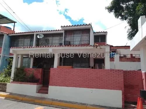 Casa En Venta, Guatire - La Rosa, 2 Habitaciones, 2 Baños, 1 Puesto.