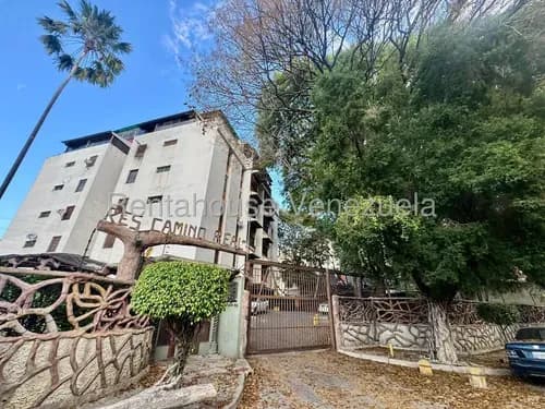 Venta O Alquiler Este Bello Ph En Montalbán. Carmen Medina #26-15120