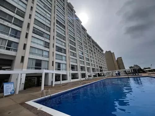 Venta Magnífico Apartamento Con Vista Al Mar Primera Linea De Playa Edificio Maiomar Isla De Margarita