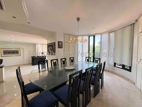 Townhouse De 3 Niveles En Venta La Florida, Calle Cerrada Al Lado Del Agustin Codazzi