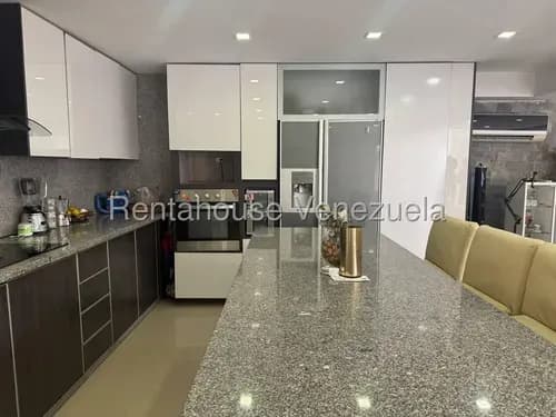 Apartamento En Venta - El Paraiso - Scarlet Contreras - Mls 26-20668
