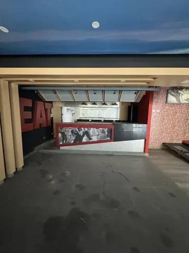 Local Comercial En Venta En C.c. Jardin Mañongo Naguanagua