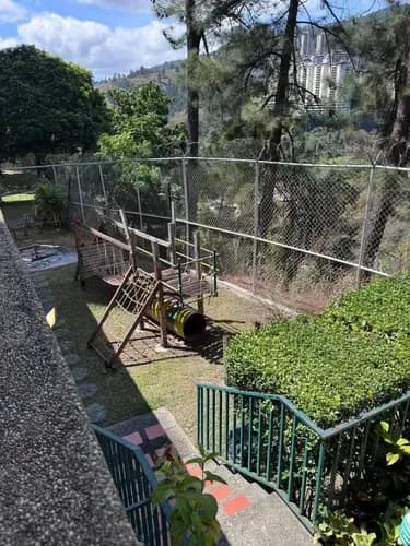Venta De Apto Lomas De Prados Del Este