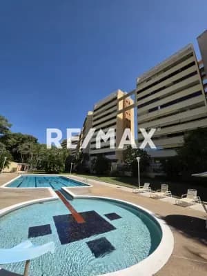 Se Alquila Bello Apartamento en Res. 2014, Urb. Piedras Pintadas