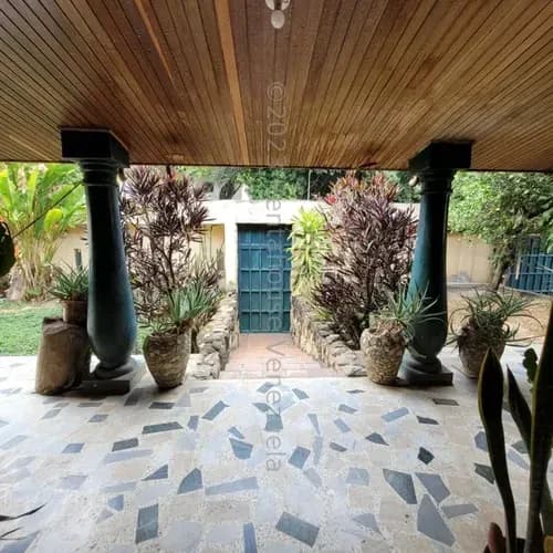 Casa Prados Del Este 26-14895 R.e