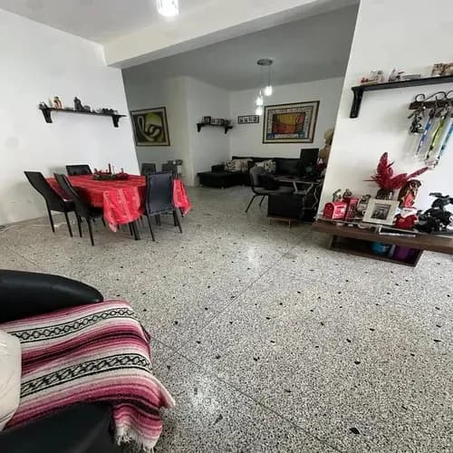 Casa A Remodelar En Venta Urbanizacion Trigal Valencia.