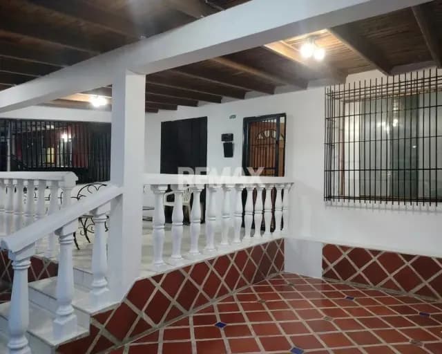 Casa en Venta Urb. El Paraíso Av. El Placer