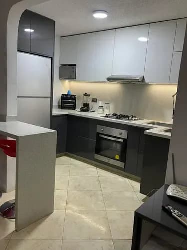 Apartamento En Parque La Pradera San Joaquín Piso Dos 80m2 Tres Habitaciones Dos Baños Cocina Empotrada Moderna Gas Directo Puerta Multilock Baños Remodelados Tanque De Agua *queda* Cuatro Ai