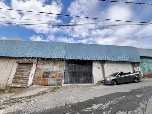 Amplio Galpon En Venta La Yaguara I