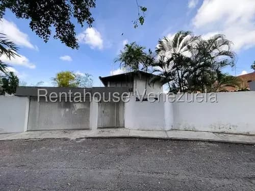 Prados Del Este , Bella Casa En Venta , Mim 26-12876