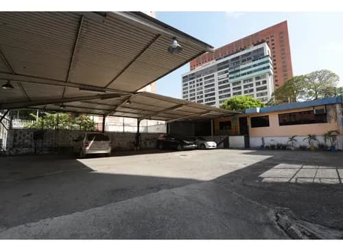 Se Vende Galpón 220m2 Sabana Grande 1444