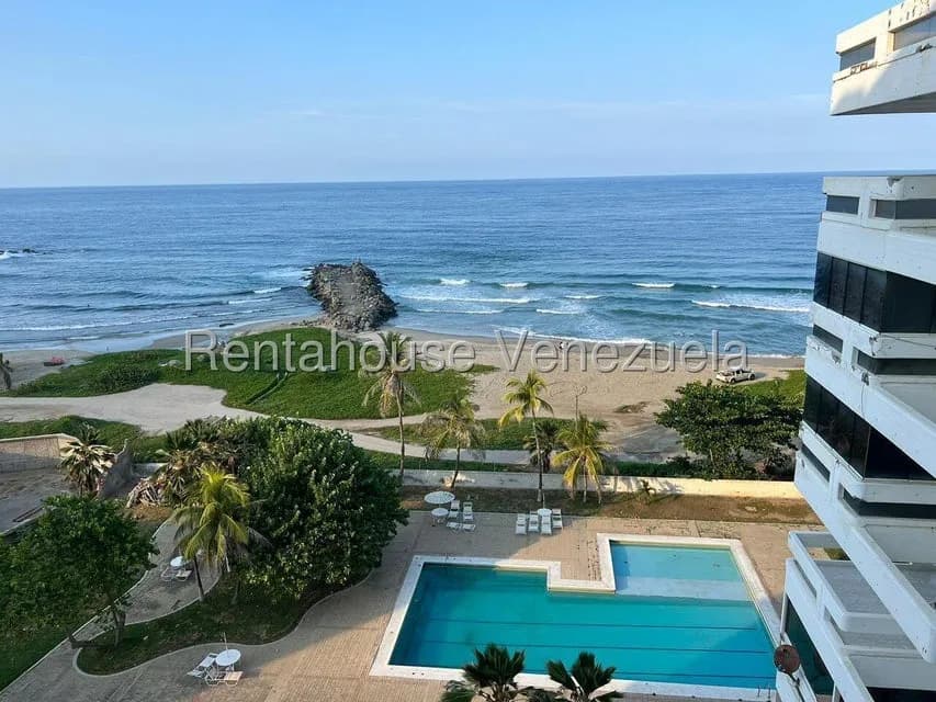 Apartamento (1 Nivel) en Venta en Caraballeda, Vargas