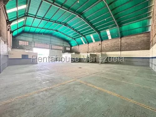 Ana Karina Molleja Alquila Galpón En Alquiler En Zona Industrial Barquisimeto, Lara /akm