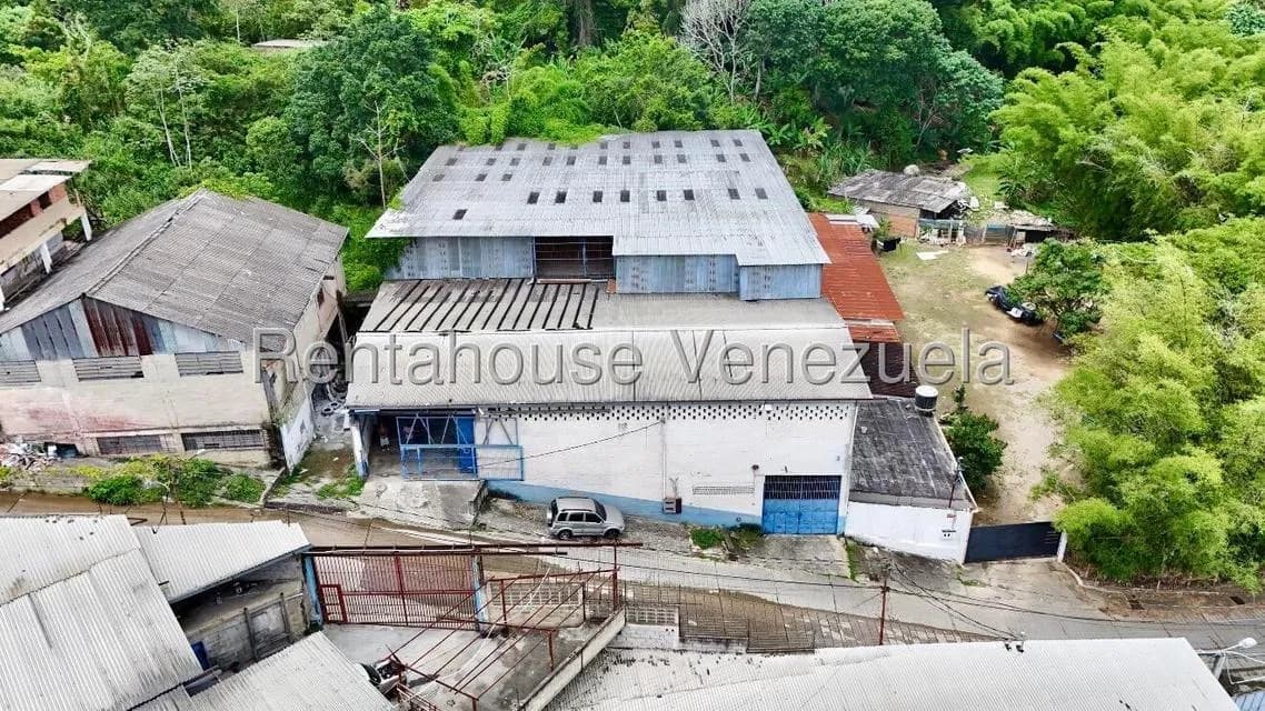 Comercial (Galpon - Deposito) en Venta en Mariche, Distrito Metropolitano
