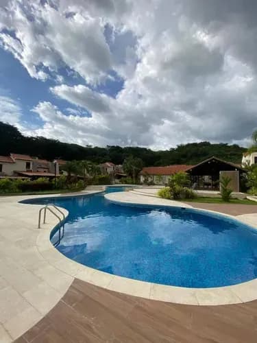 En Venta Townhouse Conjunto Seguro, Planta 50 % Pozo De Agua, Para Decorar A Su Gusto Con Cocina Ya Lista, Amplio, Clima De Montaña Hermosas Áreas Sociales, Fácil Acceso Autopista.
