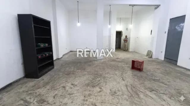 ALQUILER LOCAL COMERCIAL A PIE DE CALLE EN LA AV. BARALT