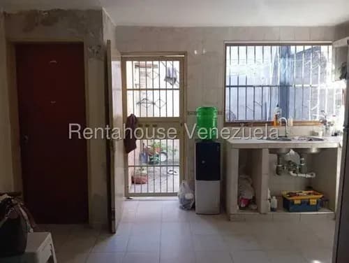 Ammp En Venta Casa En Flor Amarillo En El Portal I Valencia