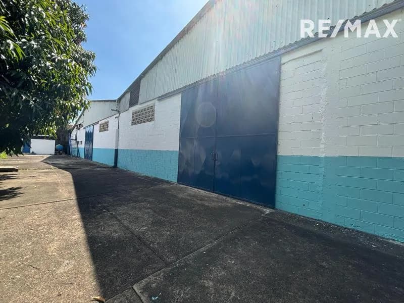 Galpón en venta La Quizanda