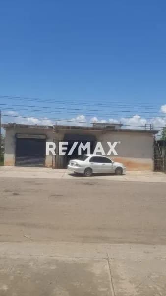 PANIFICADORA EN LA CAÑADA DE URDANETA