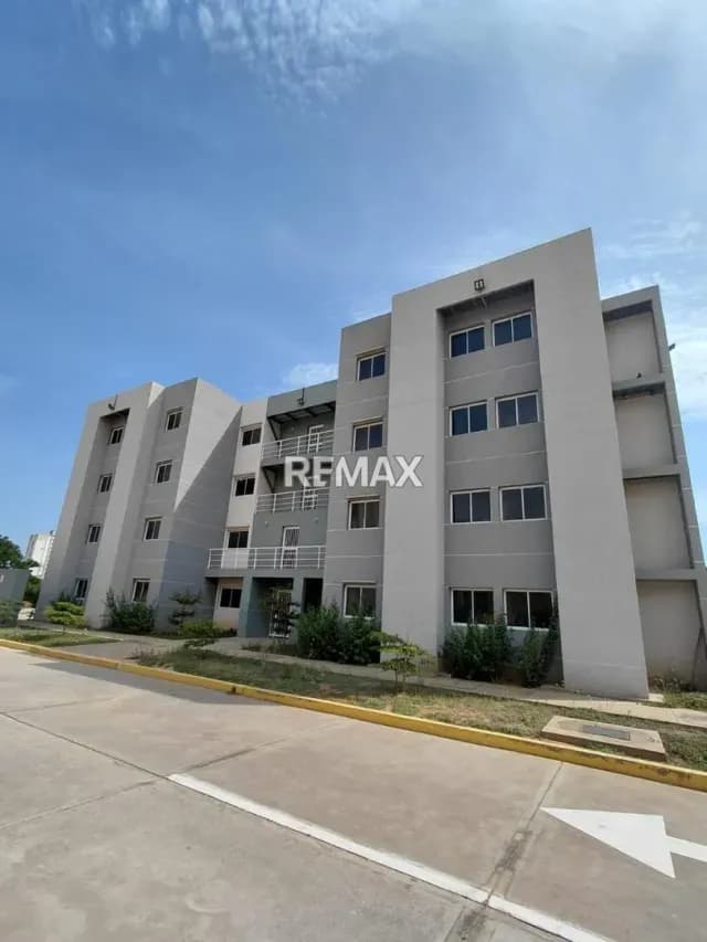 Apartamento en Terrazas de Ciudad de la Faria en GRIS y a estrenar