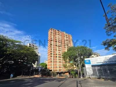 Apartamento en Venta, ubicado en La Florida, Avenida Andres Bello