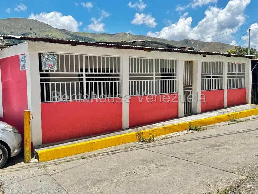 Casa (1 Nivel) en Venta en Caricuao, Distrito Metropolitano