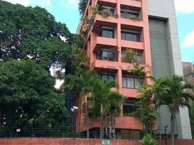 ML - Alquiler apartamento en La Castellana