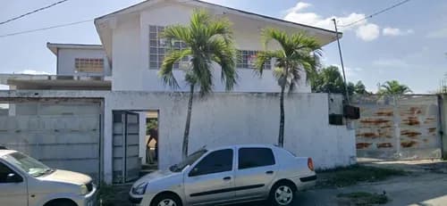 Casa en venta - $130k