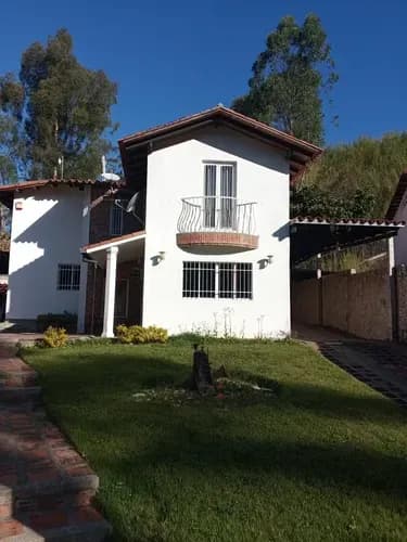 Best House Vende Hermosa Casa En Colinas De Carrizal