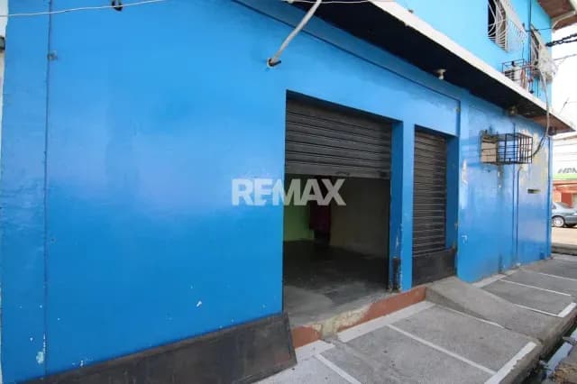Ofrece oportunidad de Inversión LOCAL COMERCIAL CON APARTAMENTO