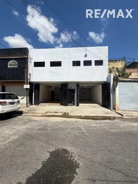 Local en venta en Av Bolivar Sur