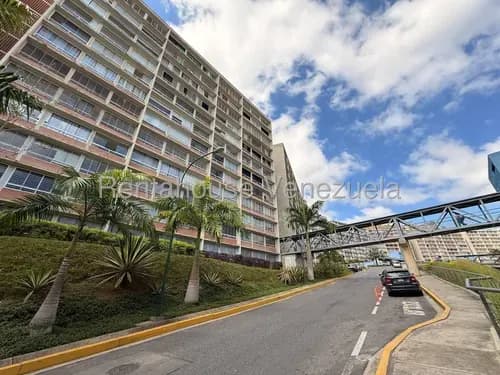 Cv Apartamento En Venta En El Encantado Yf 26-17623
