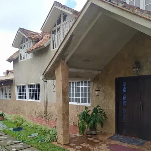 Venta Hermosa Casa En Urb. Club De Campo