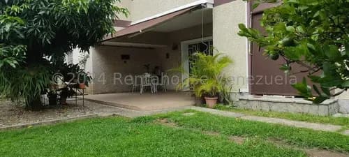 Casa En Venta En Los Palos Grandes 26-15385