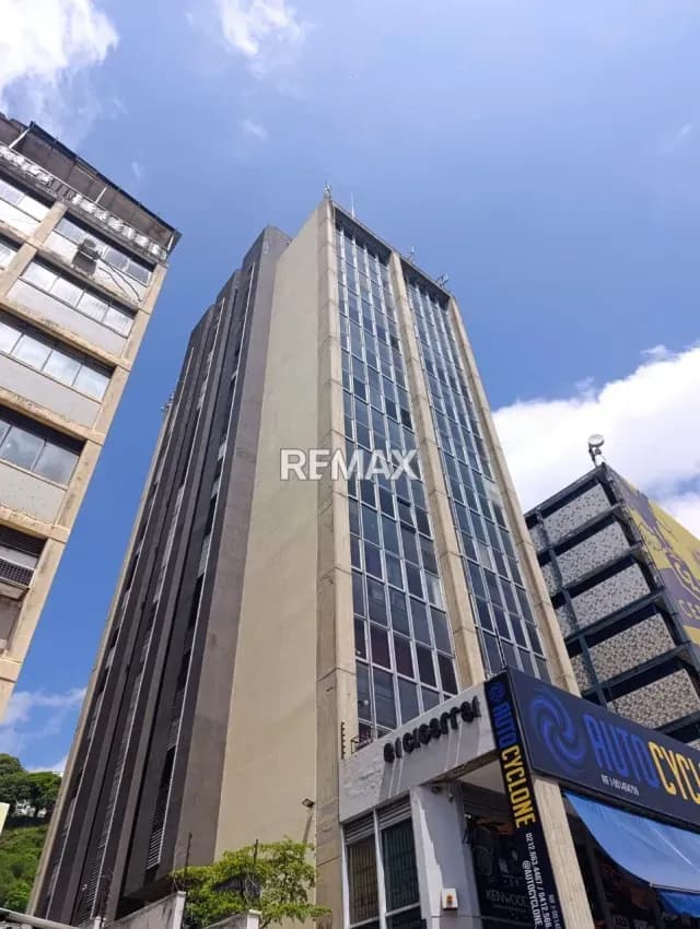 Oficina en Venta en Colinas de Bello Monte. 3 Oficinas en 1. ¡Oportunidad!