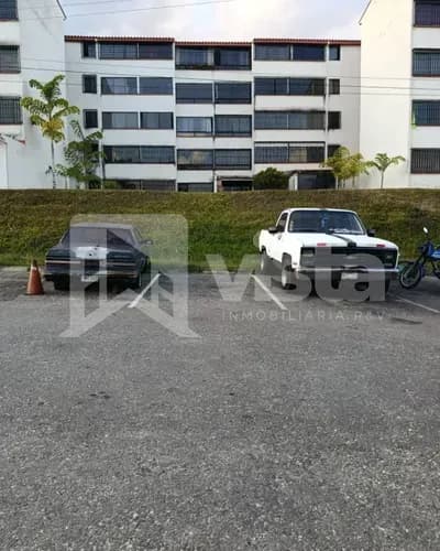 Apartamento En Venta Urb. El Solar De La Quinta, Los Teques