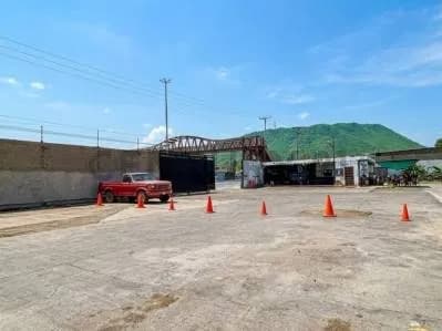 Terreno con excelente ubicación de alto potencial comercial