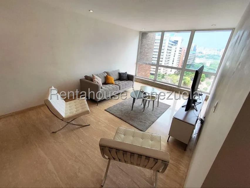 Apartamento (1 Nivel) en Alquiler en Lomas de Las Mercedes, Distrito Metropolitano