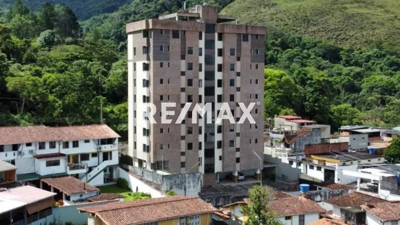 En venta Excelente oportunidad de inversion Apartamentos en Residencias El Padul Edificio exclusivo en Pueblo Nuevo Sector Polígono de Tiro